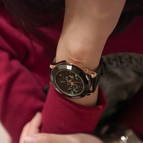 OROLOGIO DA DONNA IN PELLE SEXY
