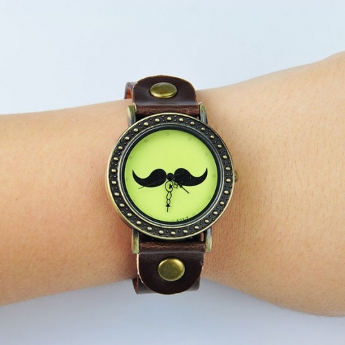 OROLOGIO IN PELLE MOUSTACHE