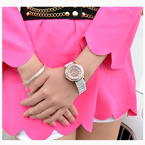 OROLOGIO DA DONNA DI LUSSO H040