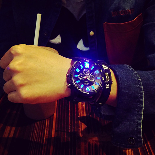 OROLOGIO SPORTIVO IN SILICONE LIGHTS