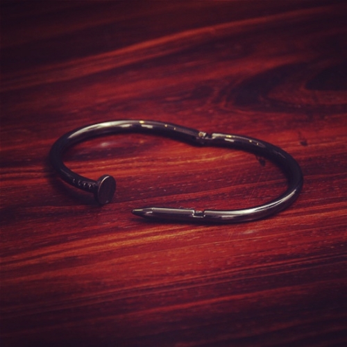 BRACCIALE  MASCHILE/ FEMMINILE NAIL
